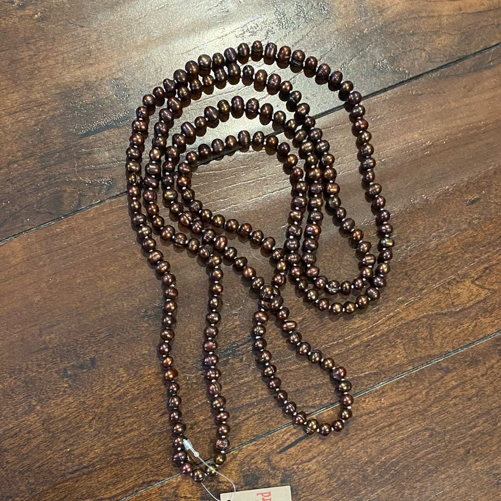 Brown pearl necklace